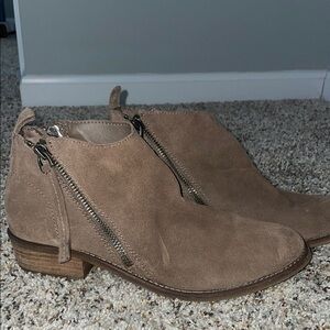 Women's Tan Suede Ankle Boots